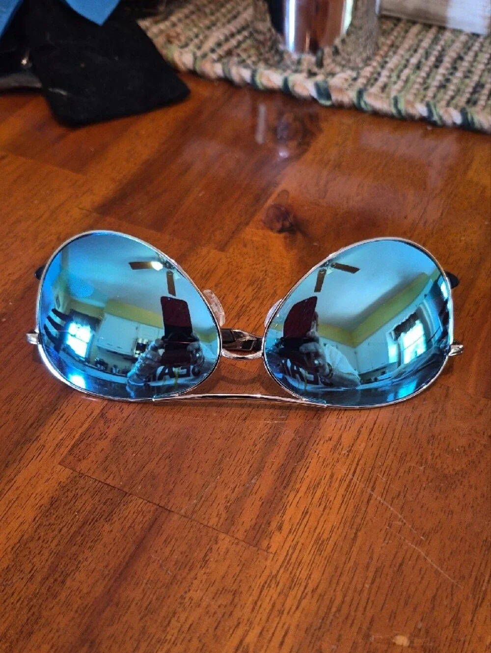 Mens Blue Mirror Aviator Sunglasses - Silver Frame